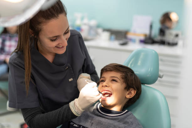 Best Emergency Dental Care for Broken or Chipped Teeth in South Milwaukee, WI